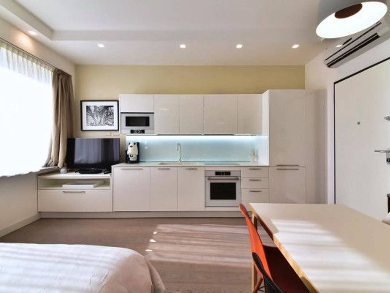 appartamento in vendita a Milano in zona Sant'Ambrogio