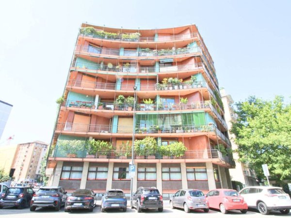 appartamento in vendita a Milano in zona Solari