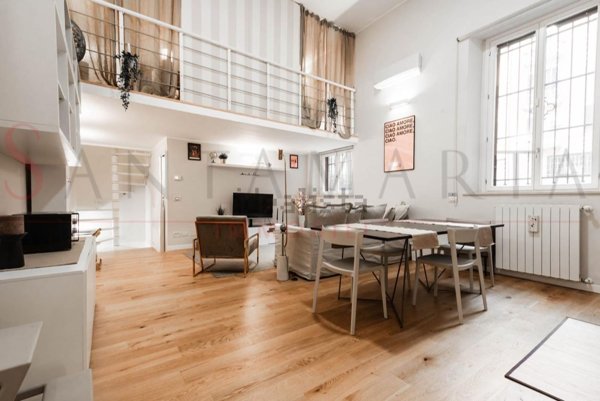 appartamento in vendita a Milano in zona Porta Garibaldi