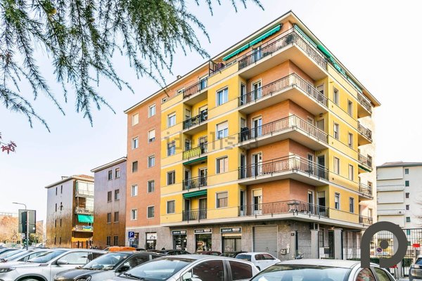 appartamento in vendita a Milano in zona Isola