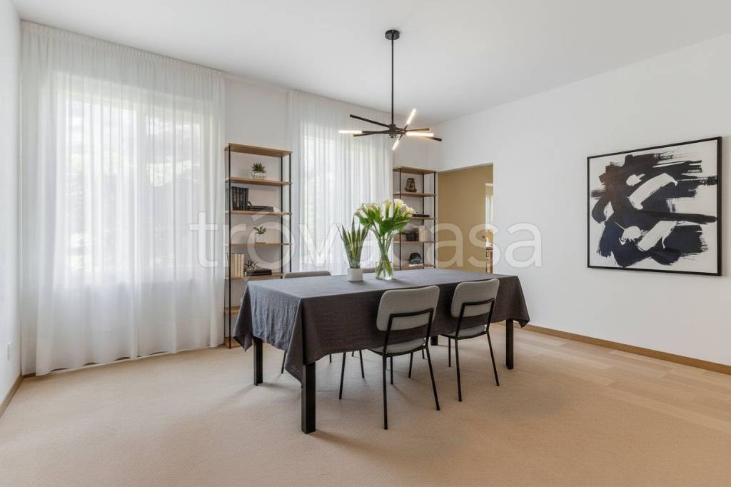 appartamento in vendita a Milano in zona Isola