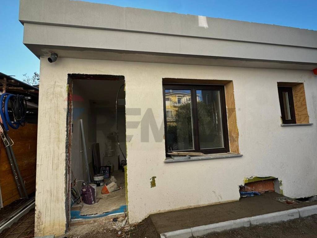 appartamento in vendita a Milano in zona Lorenteggio