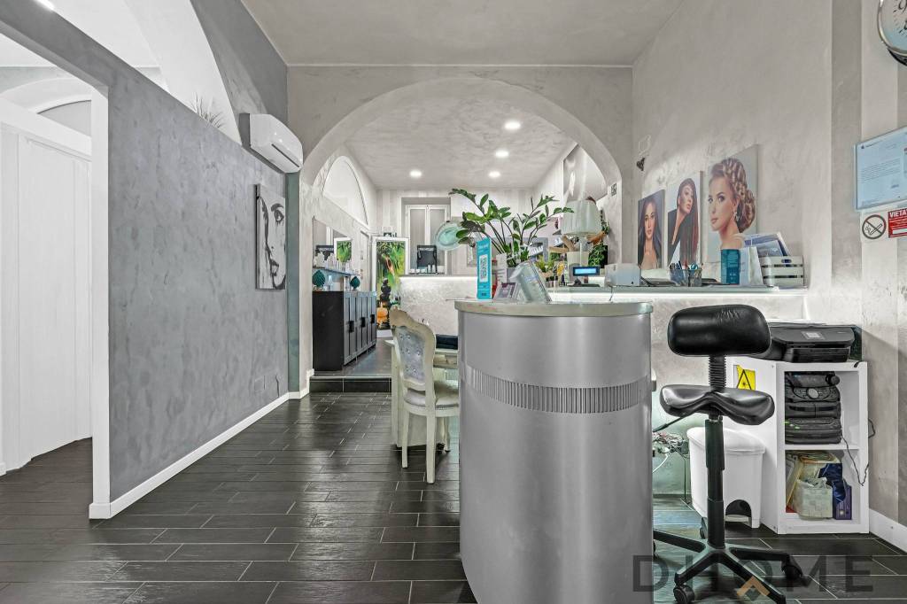 negozio in vendita a Milano