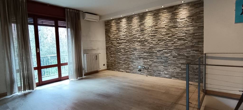 appartamento in vendita a Milano in zona Villapizzone