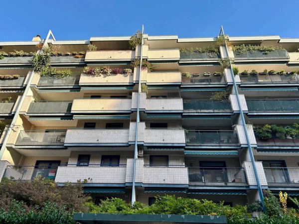 appartamento in vendita a Milano in zona Gorla