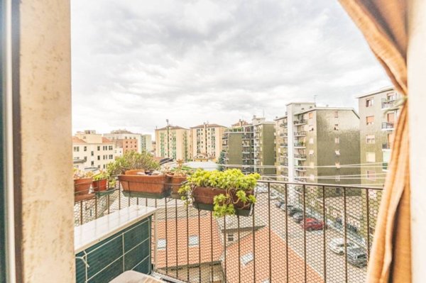 appartamento in vendita a Milano in zona Isola