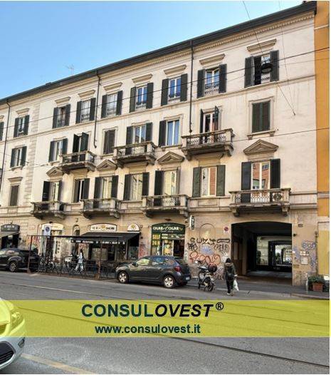 appartamento in vendita a Milano in zona Porta Genova