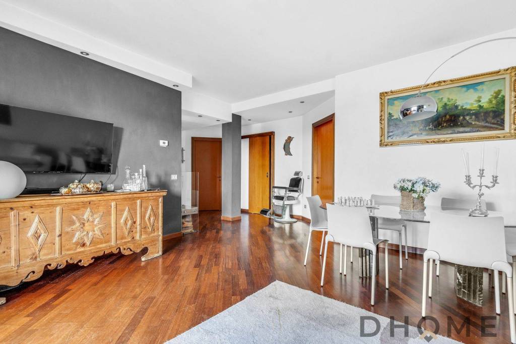 appartamento in vendita a Milano in zona Quarto Cagnino