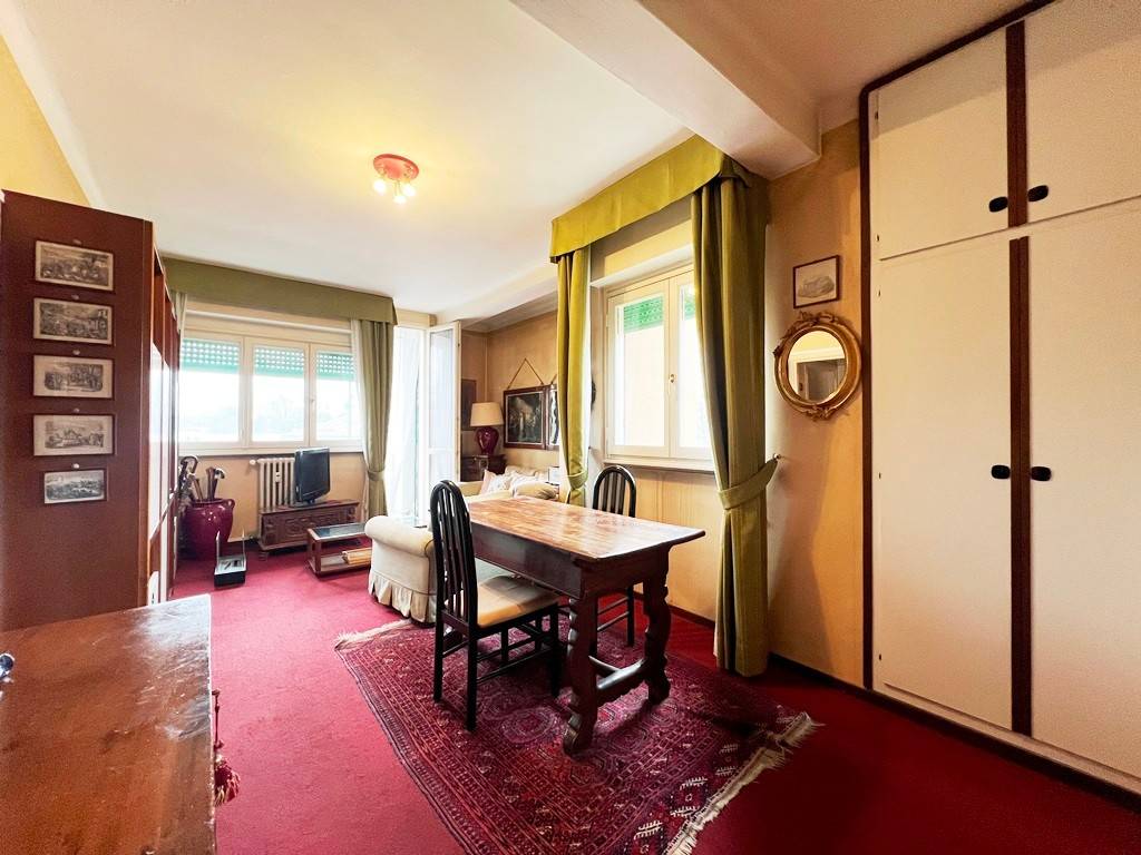 appartamento in vendita a Milano in zona QT8