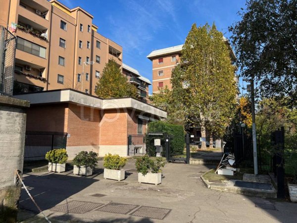 appartamento in vendita a Milano in zona Gorla