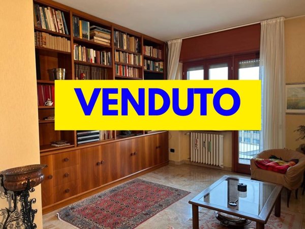 appartamento in vendita a Milano in zona Corvetto