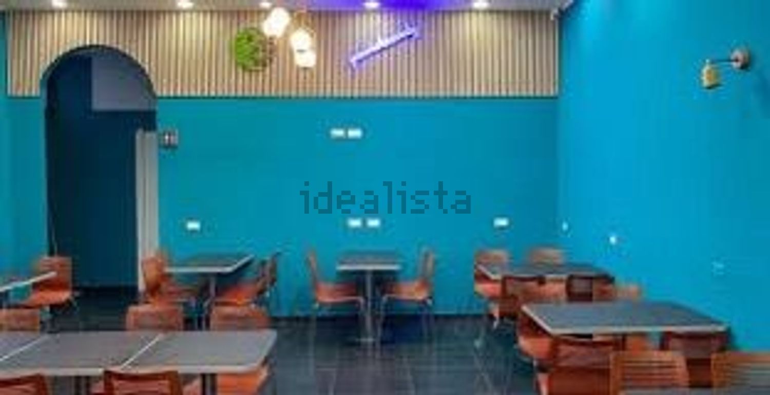 negozio in vendita a Milano in zona Bocconi