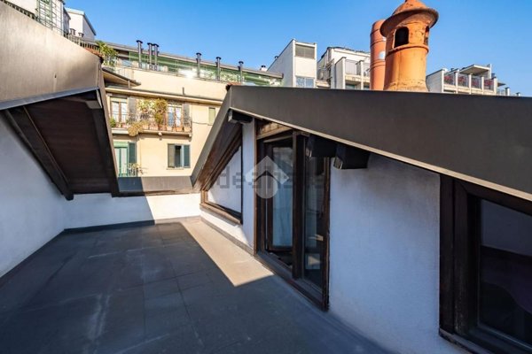 appartamento in vendita a Milano in zona Sempione