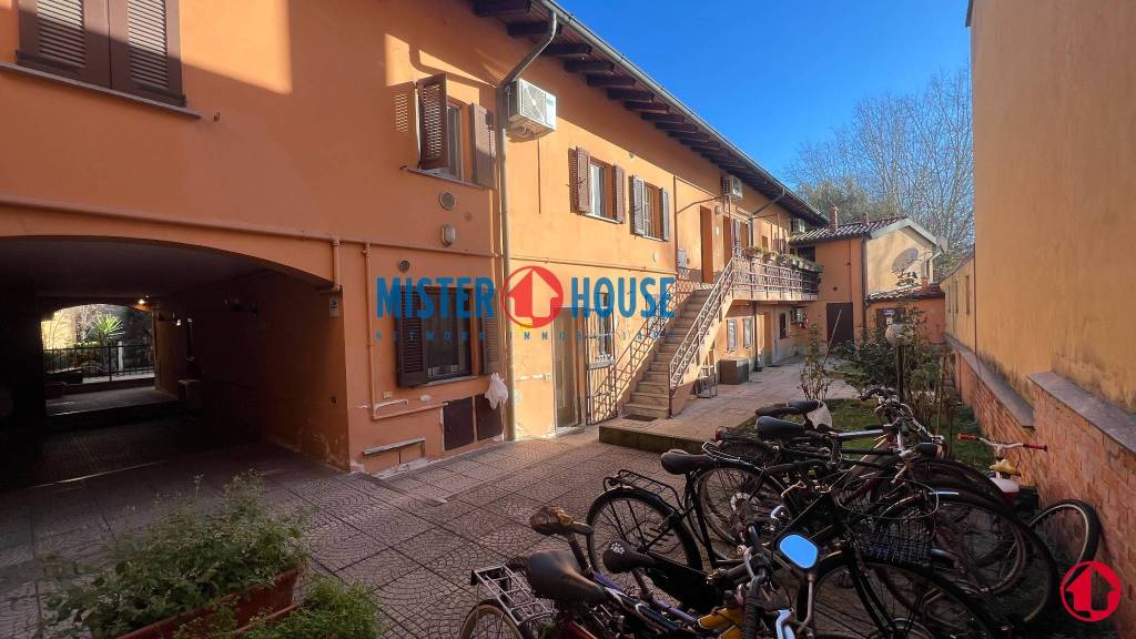 appartamento in vendita a Milano in zona Chiesa Rossa