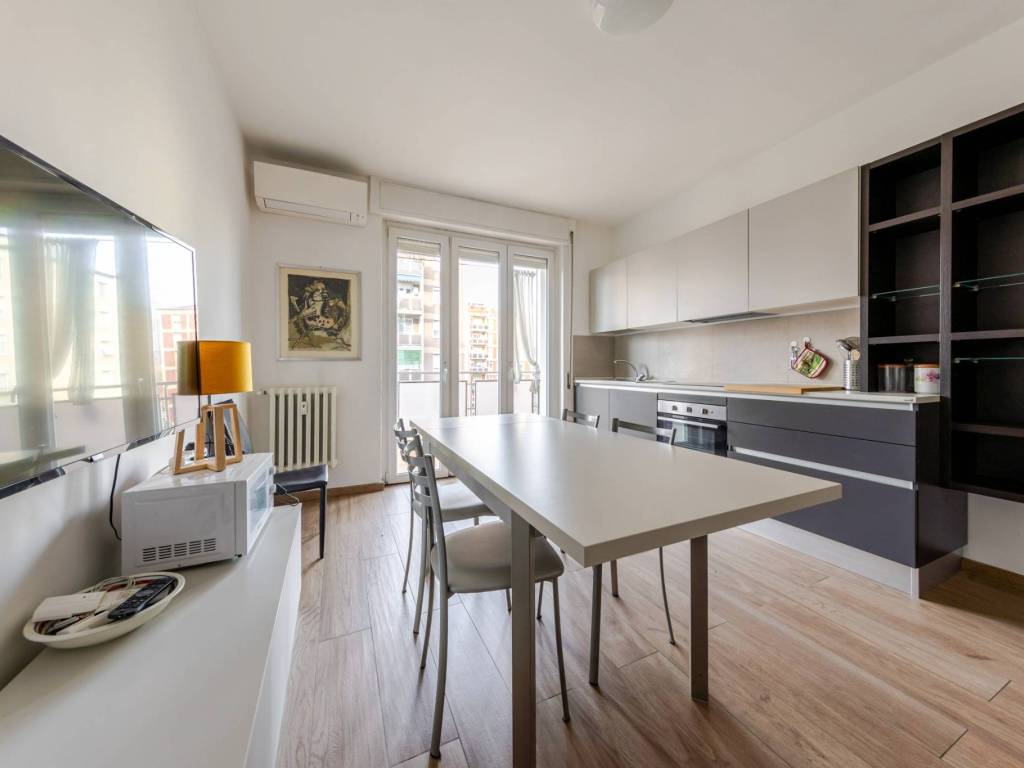 appartamento in vendita a Milano in zona Il Portello