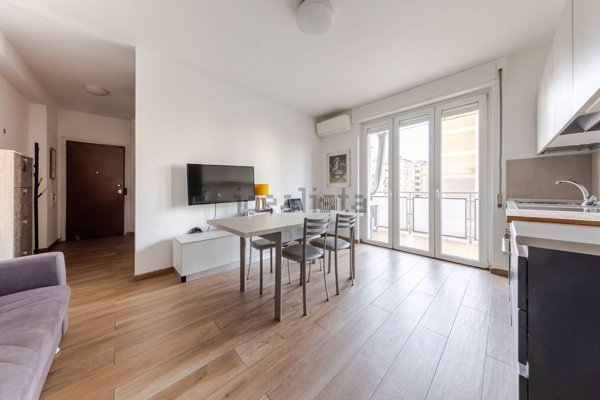 appartamento in vendita a Milano in zona Il Portello