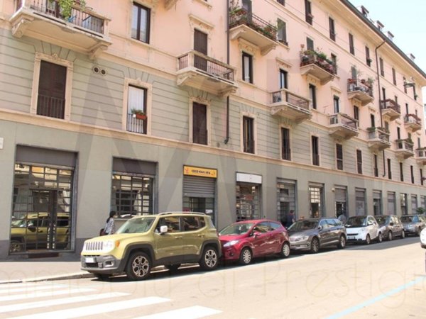 negozio in vendita a Milano in zona Porta Venezia