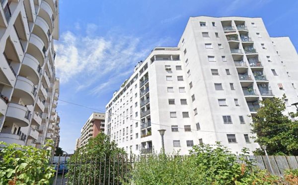 appartamento in vendita a Milano in zona Lambrate