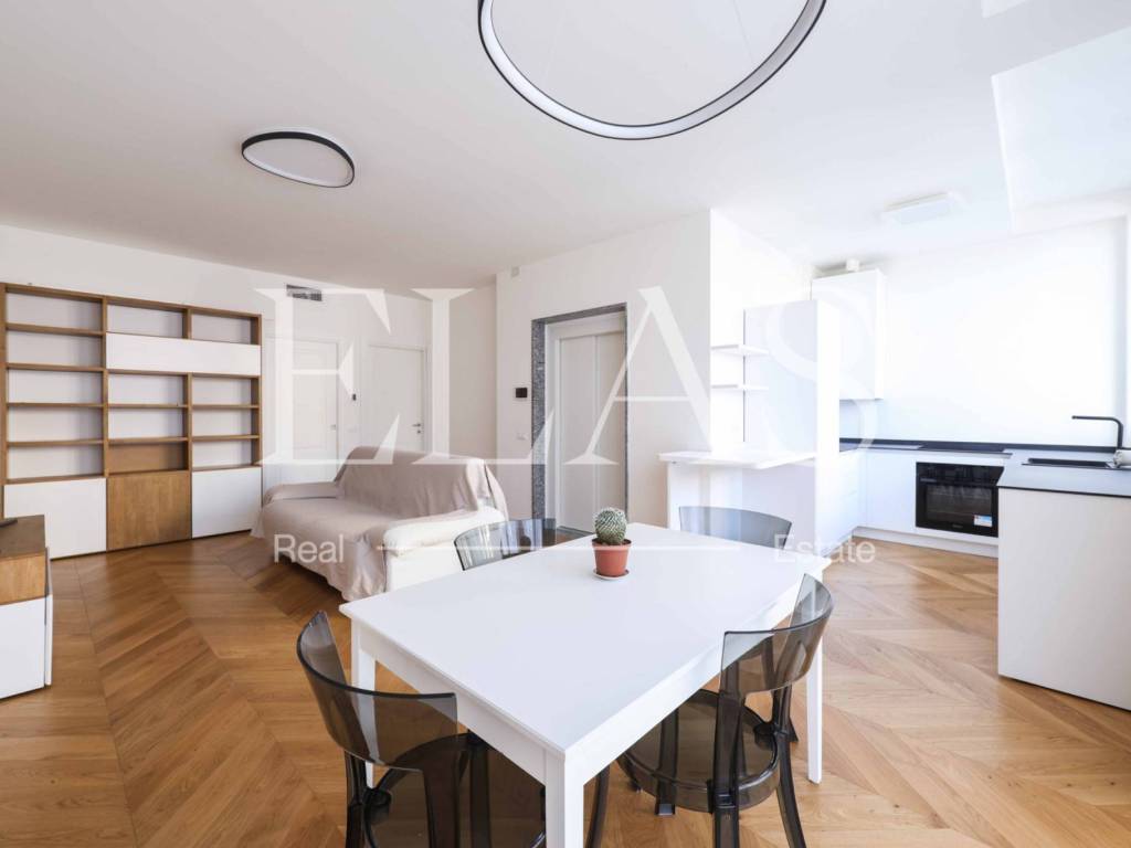 appartamento in vendita a Milano in zona Isola