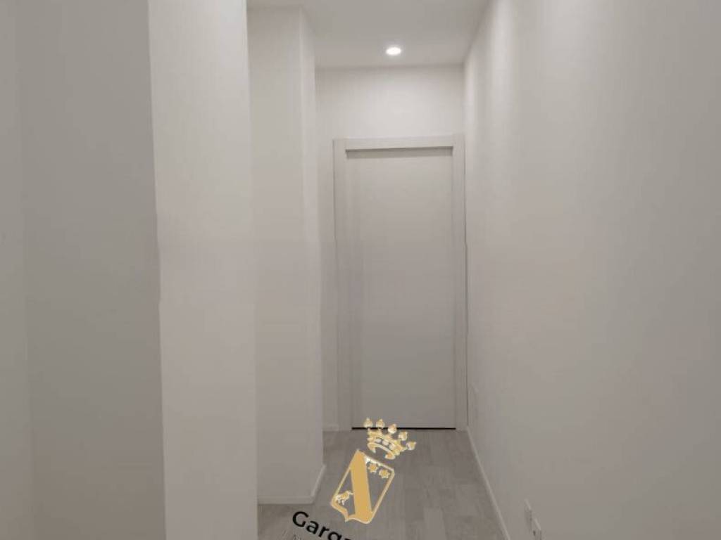 appartamento in vendita a Milano in zona Famagosta