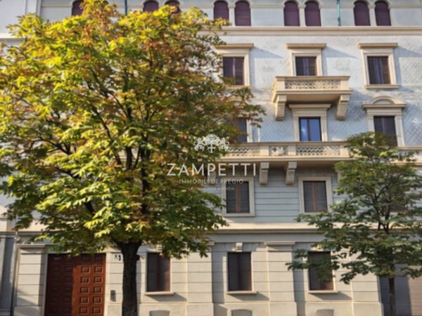 appartamento in vendita a Milano in zona Solari