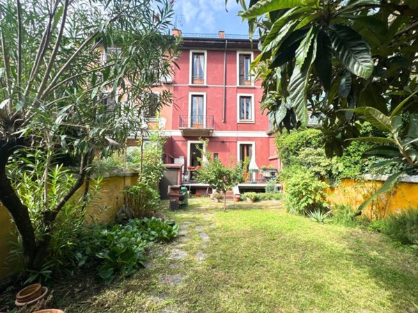 casa indipendente in vendita a Milano in zona Città Studi
