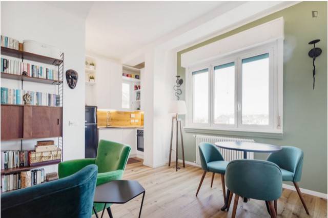 appartamento in vendita a Milano in zona Loreto