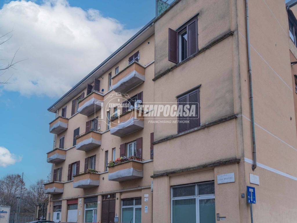 appartamento in vendita a Milano in zona Affori