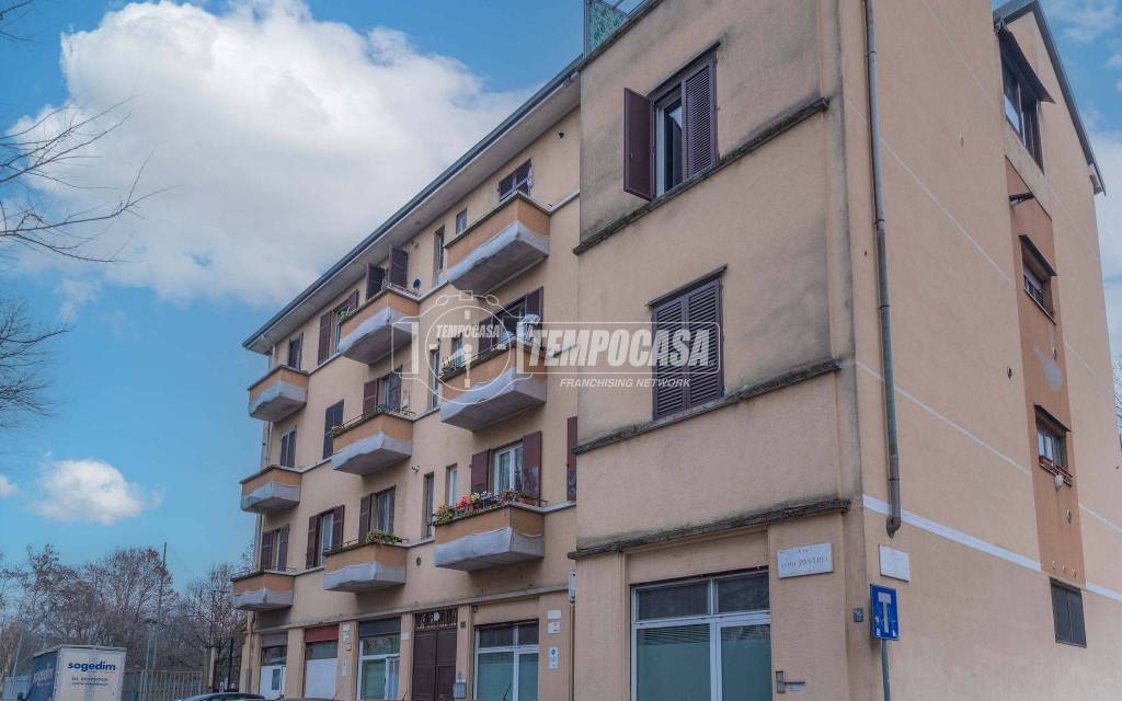 appartamento in vendita a Milano in zona Affori