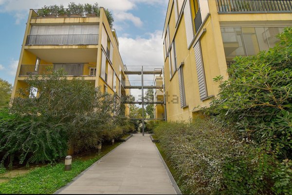 appartamento in vendita a Milano in zona Gorla