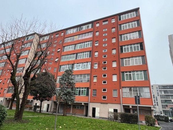 appartamento in vendita a Milano in zona Gallaratese