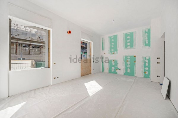 appartamento in vendita a Milano in zona Dergano