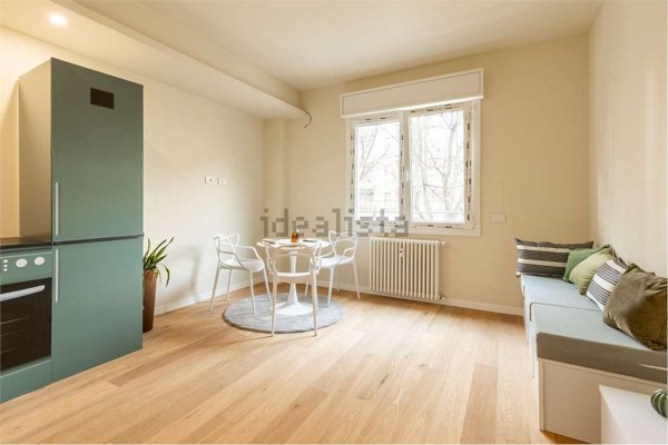 appartamento in vendita a Milano in zona Il Portello