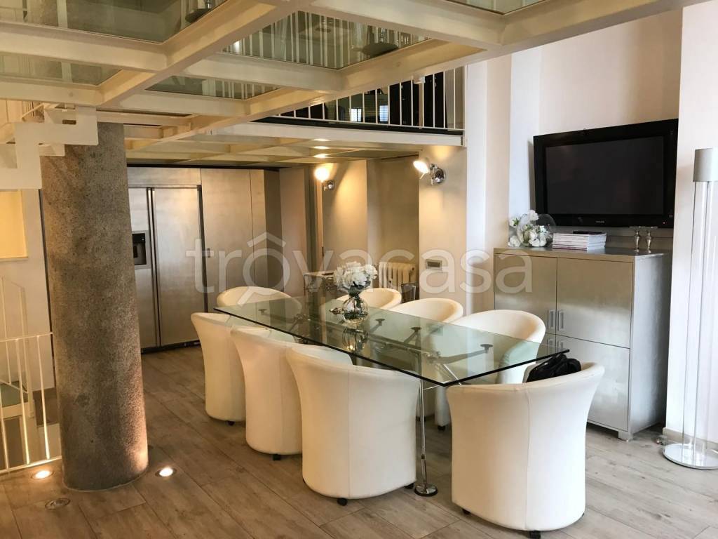 appartamento in vendita a Milano in zona Brera