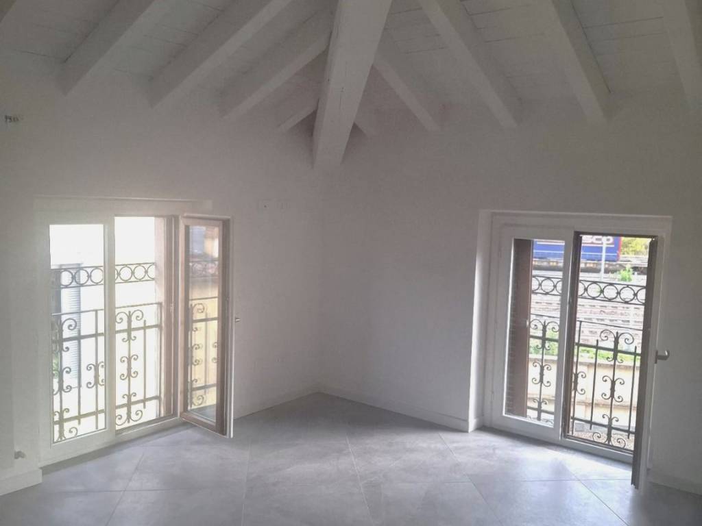 appartamento in vendita a Milano in zona Loreto