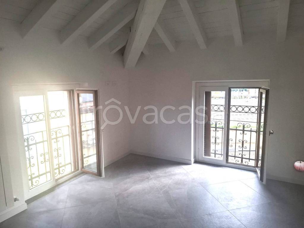 appartamento in vendita a Milano in zona Loreto