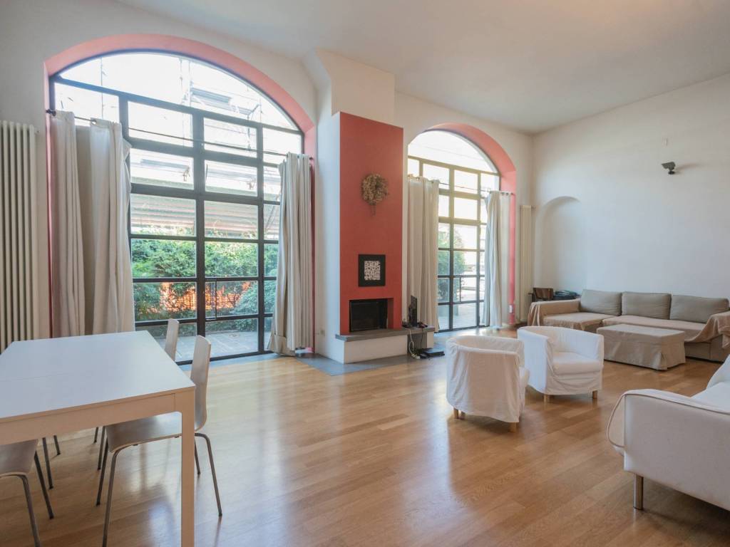 appartamento in vendita a Milano in zona Solari