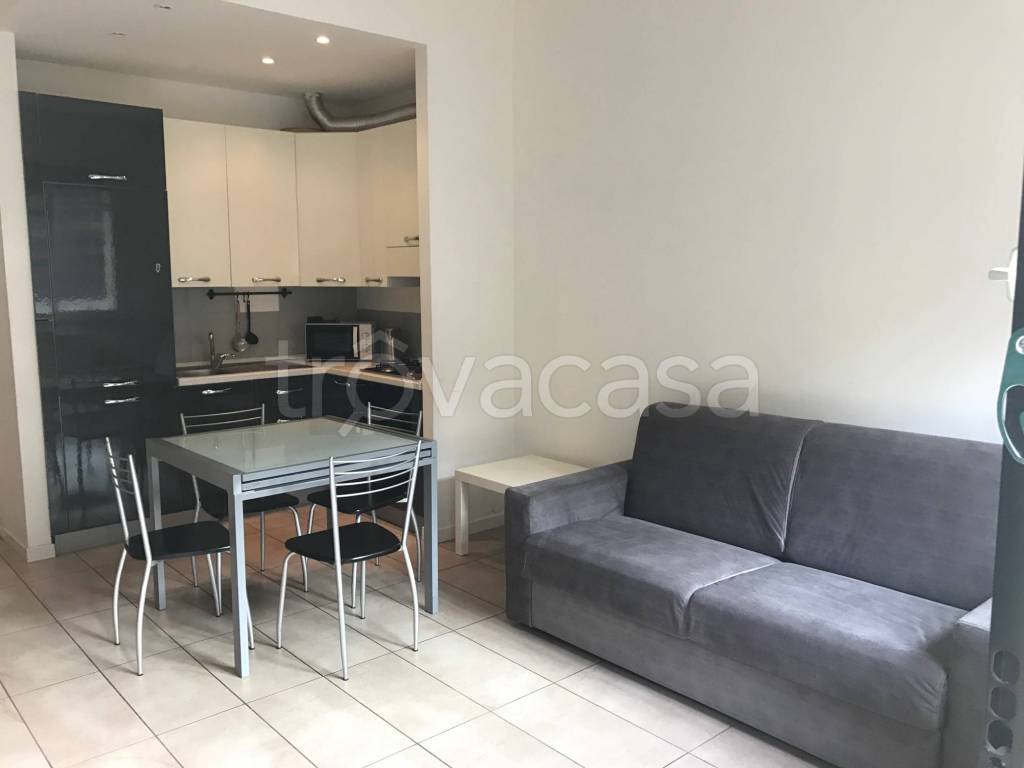 appartamento in vendita a Milano in zona Chiesa Rossa