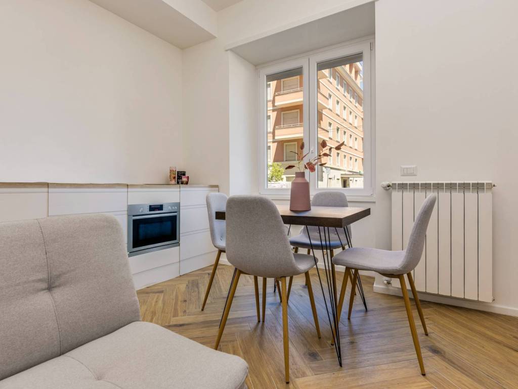 appartamento in vendita a Milano in zona Città Studi