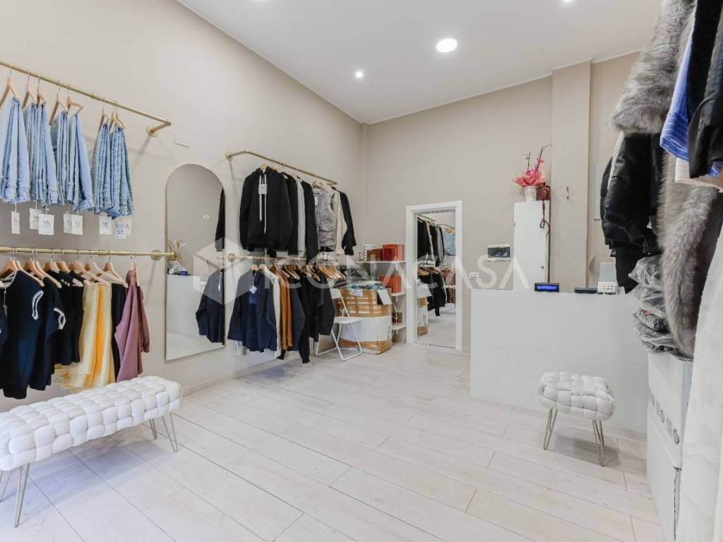 negozio in vendita a Milano