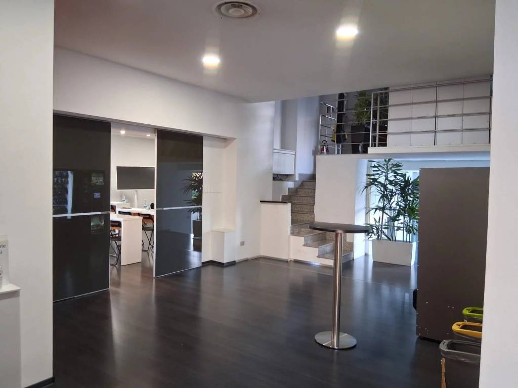 casa indipendente in vendita a Milano in zona Precotto