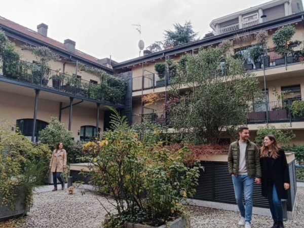 appartamento in vendita a Milano in zona Bocconi