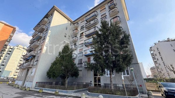 appartamento in vendita a Milano in zona Corvetto