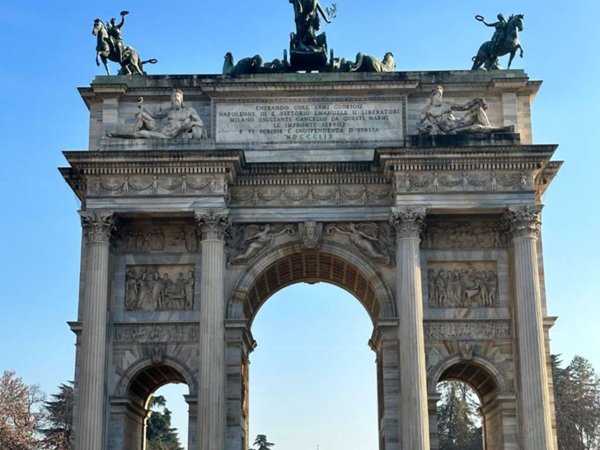 appartamento in vendita a Milano in zona Il Portello