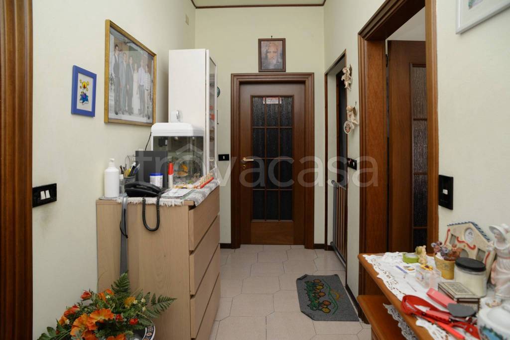 appartamento in vendita a Milano in zona Solari