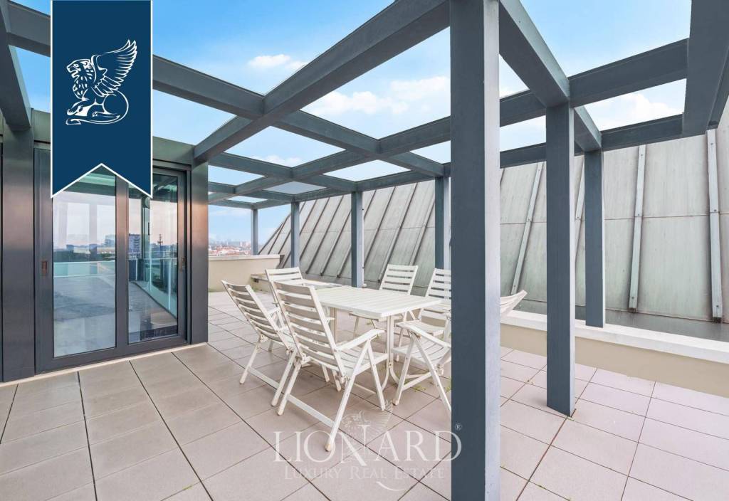 appartamento in vendita a Milano in zona Gallaratese