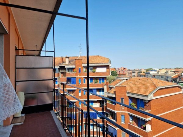 appartamento in vendita a Milano in zona Baggio