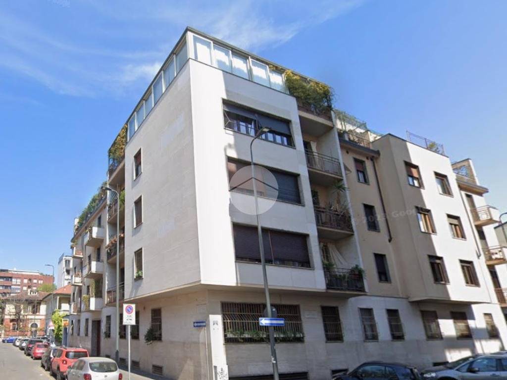 appartamento in vendita a Milano in zona Cinque Giornate