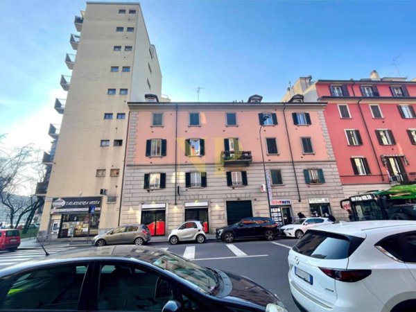 negozio in vendita a Milano in zona Piazzale Lodi