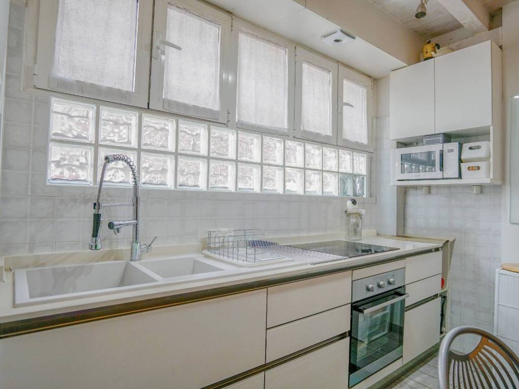 appartamento in vendita a Milano in zona Città Studi